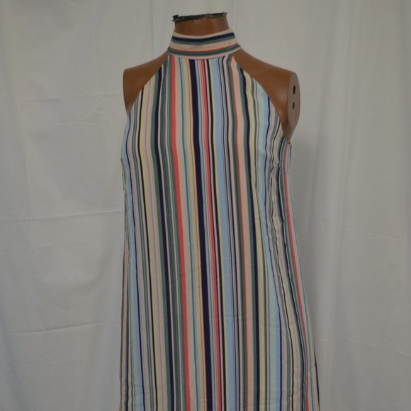 Lightweight Junior's Dress - Picture 1 of 4